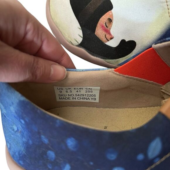 UIN Polar Bear Winter Hug Each Other Casual Artistic Slip on Shoe - Size 9 - Picture 3 of 9